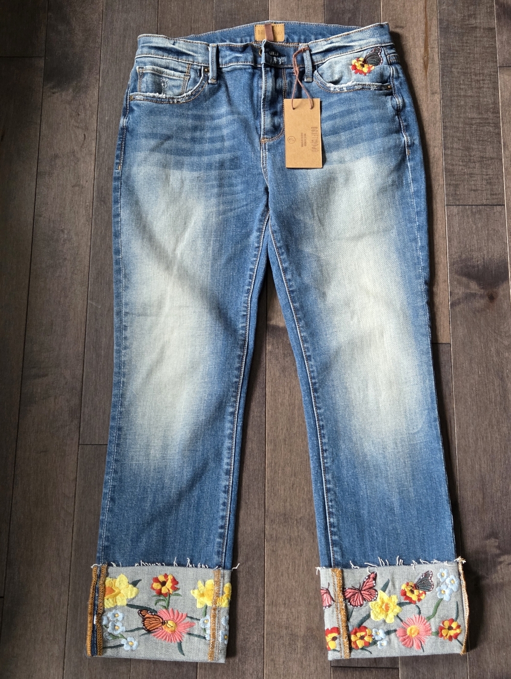 NWT Driftwood Colette Embroidered Jeans